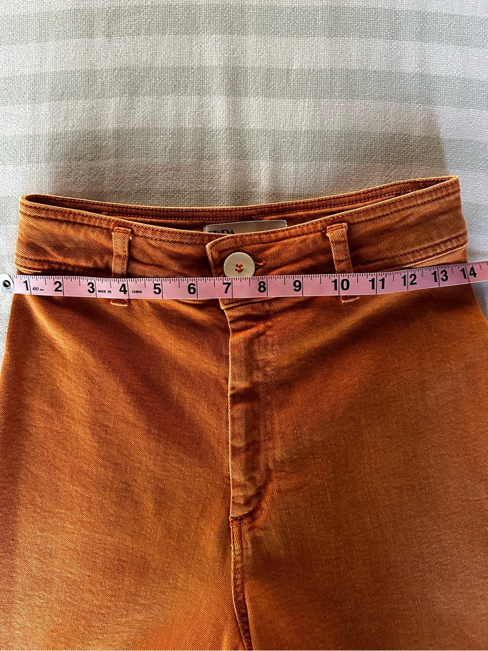 Zara Burnt Orange High-Waist Jeans - Picture 5 of 7